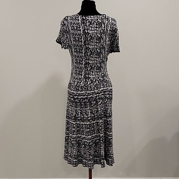 BCBGMAXAZRIA Dress M - Picture 4 of 5